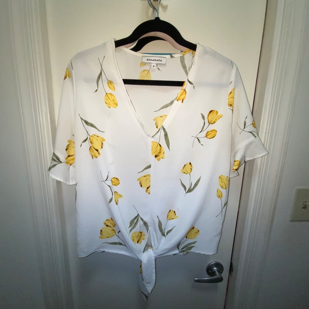 Tulip Blouse - Picture 2 of 3